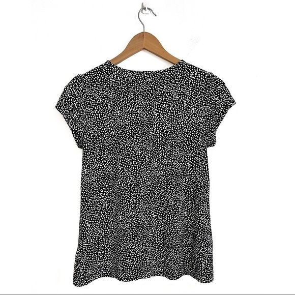 Banana Republic Patterned Short Sleeve Top - Picture 3 of 11